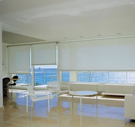 Angela De Gutiérrez - Acabados decorativos | Persiana enrollable