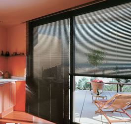 Angela De Gutiérrez - Acabados decorativos | Minipersianas