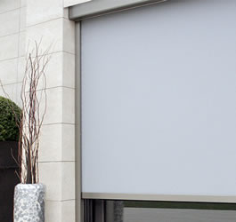 Angela De Gutiérrez - Acabados decorativos | Persiana Z-Box