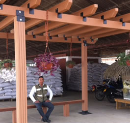 Angela De Gutiérrez - Acabados decorativos | Toldo pérgola